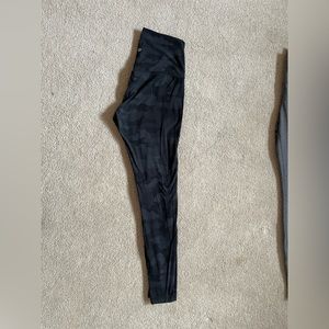 Lululemon 25” Size 10 leggings